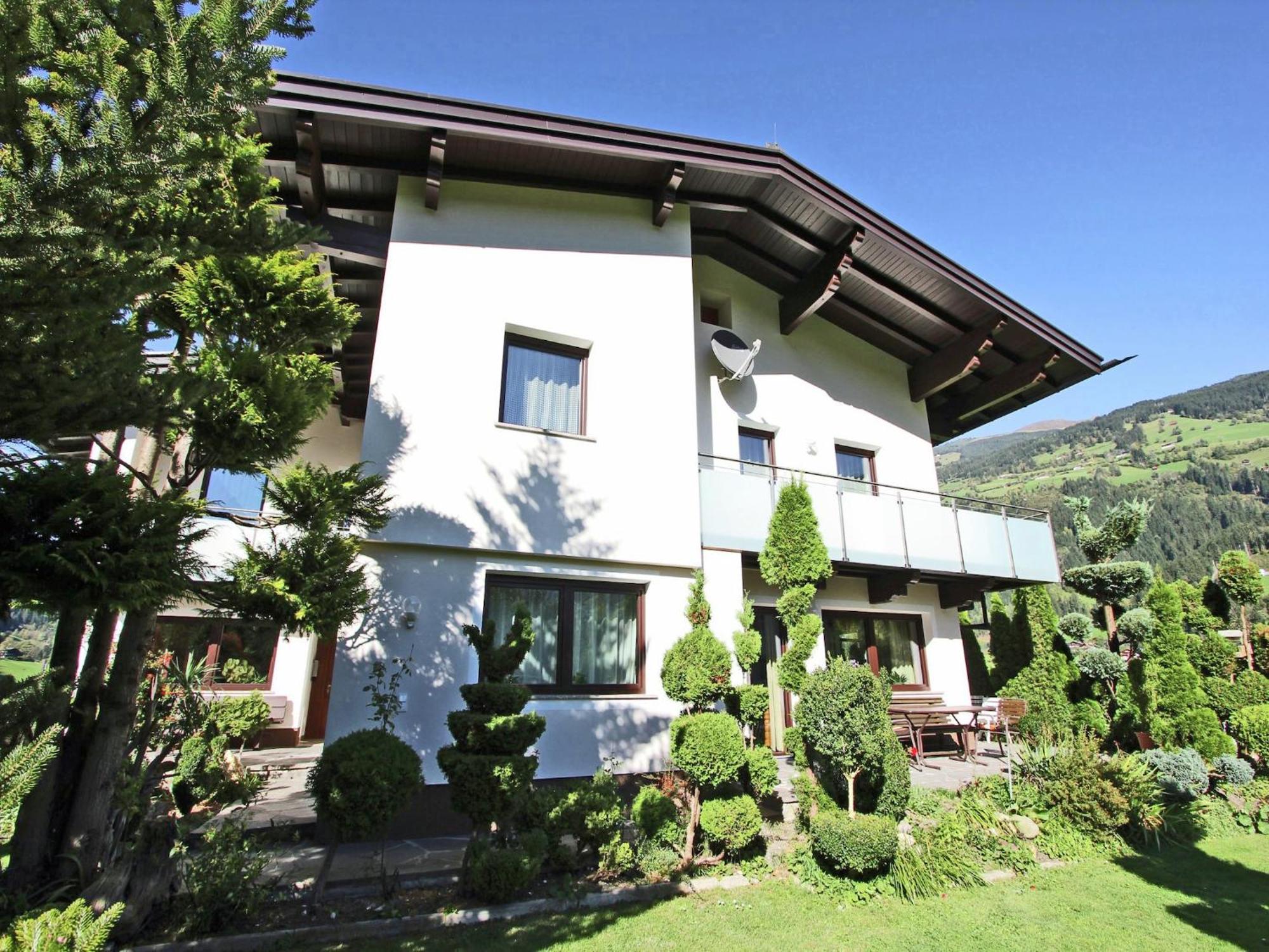 Cozy Apartment In Aschau Im Zillertal Near Ski Lift Esterno foto